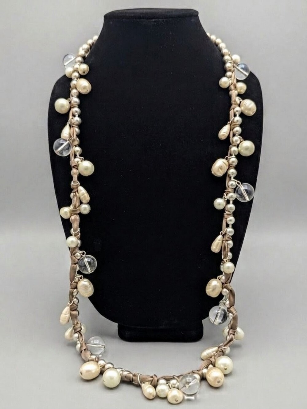 Y2K Whimsigoth Pearl Lucite Ribbon Statement Rope Necklace 38” NOS - Picture 4 of 11